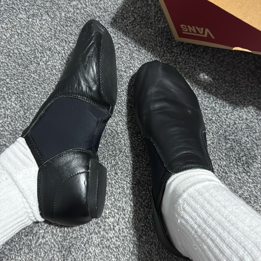 Jazz shoes size 8-8.5